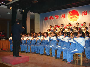 学校军乐队演奏